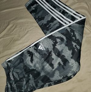 Adidas training pants xl